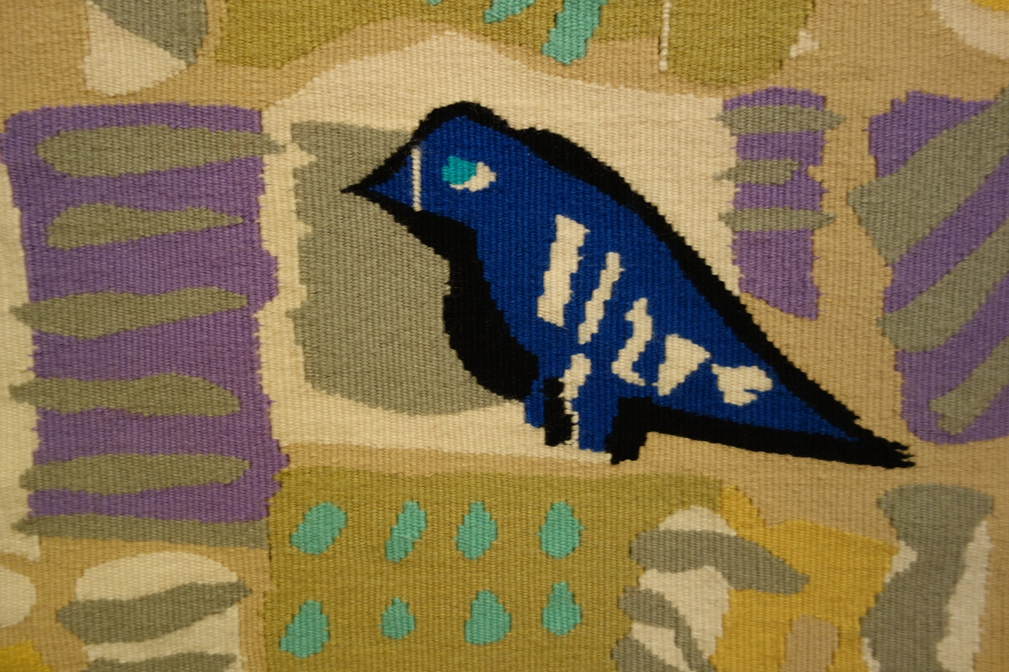 Untitled tapestry designed by Amine El Bacha and woven by Antoine Saadé. 1985. Wool and cotton fibre. Detail of fig. 9. Sursock Museum, Beirut. Courtesy of the Amine El Bacha Foundation. Photographed by Jessica Gerschultz, 2022.